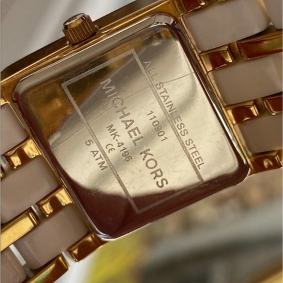 Michael Kors Watch Square Dial White and Gold - Picture 11 of 12